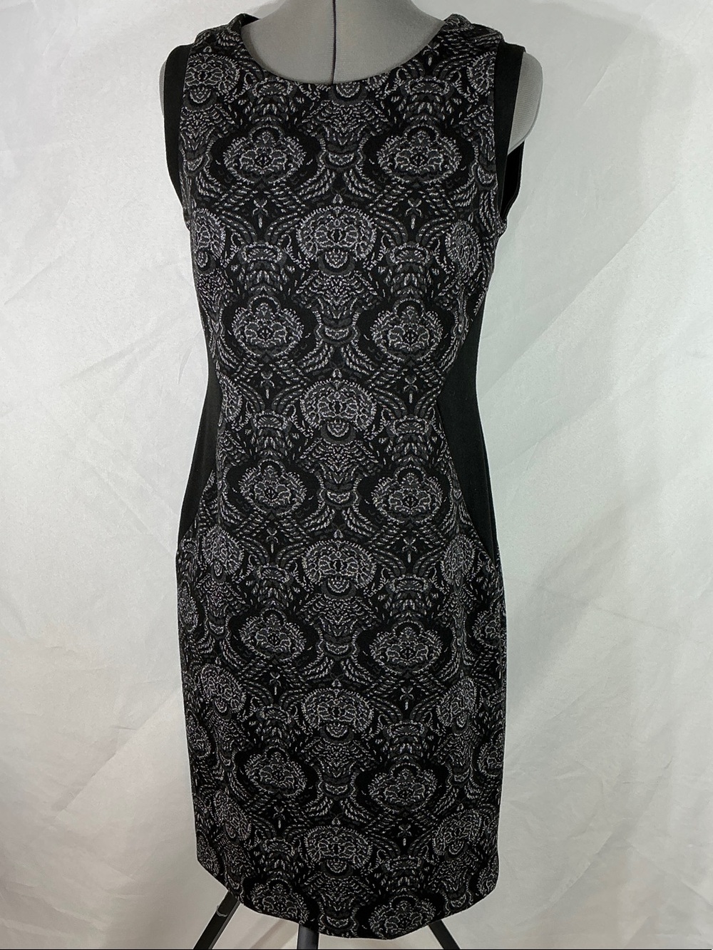 Grace Elements Dress Black Silver Metallic Jacquard Sheath Paisley NWT Size 6